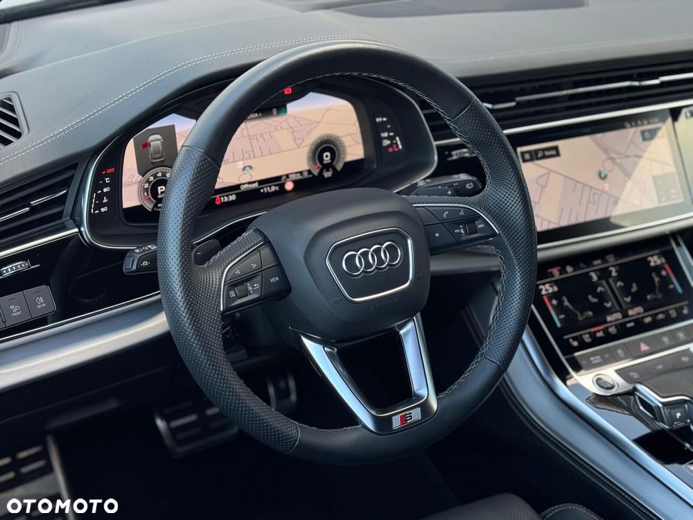 Audi Q8 - 10