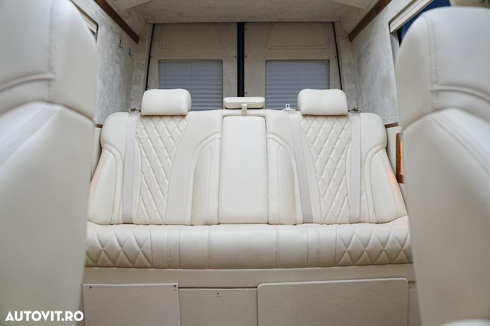 Mercedes-Benz Sprinter - 26