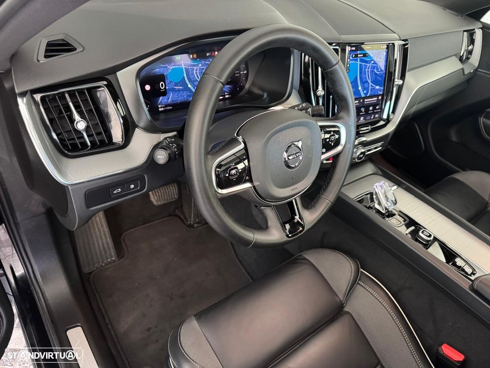 Volvo XC 60 2.0 T6 PHEV Black Edition AWD - 18