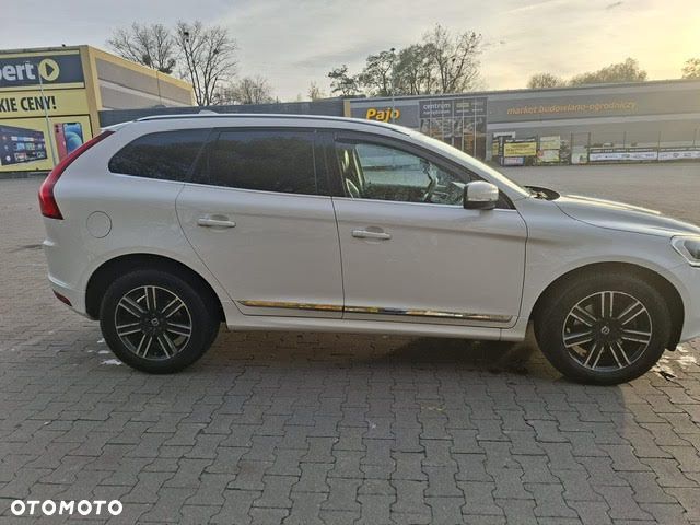 Volvo XC 60 D4 AWD Summum - 6