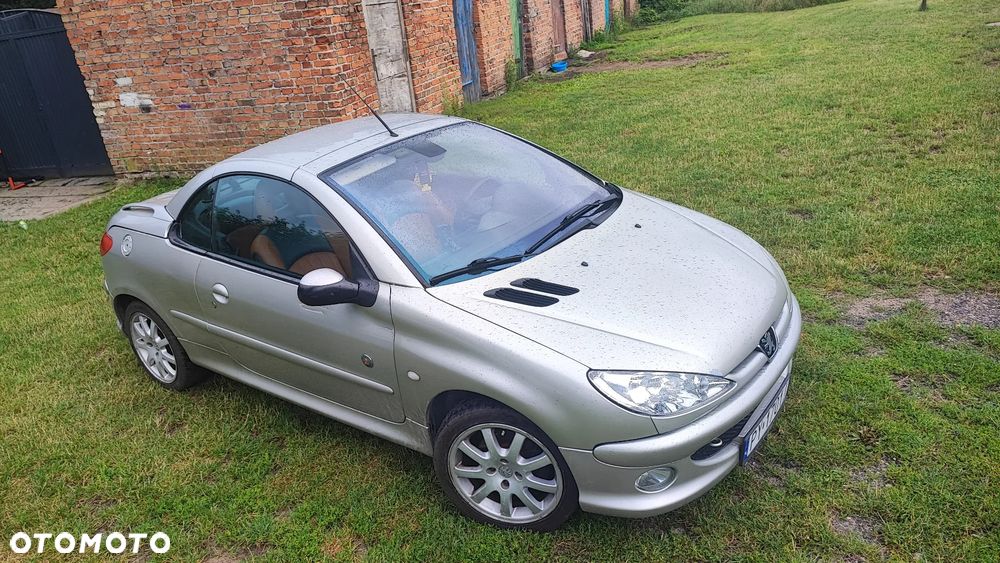 Peugeot 206 CC 1.6 - 10