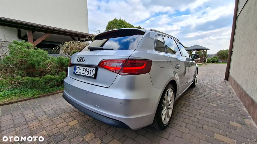 Audi A3 Sportback 2.0 TDI S tronic - 6