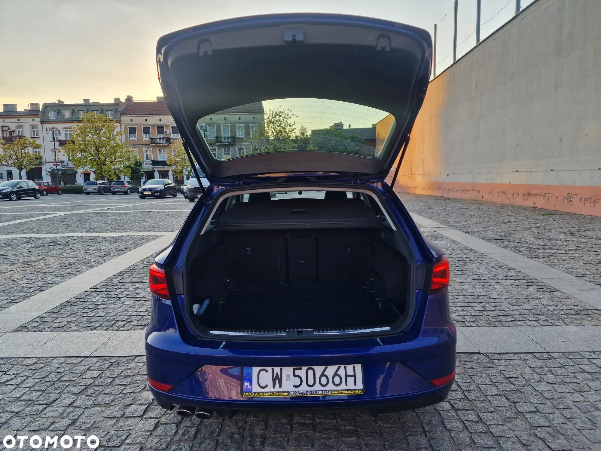 Seat Leon 2.0 TDI DPF DSG Xcellence - 9