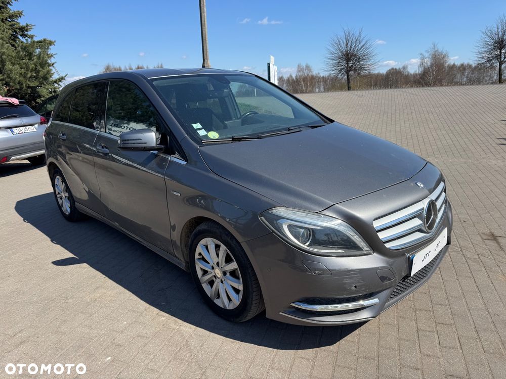 Mercedes-Benz Klasa B 180 CDI (BlueEFFICIENCY) 7G-DCT - 4