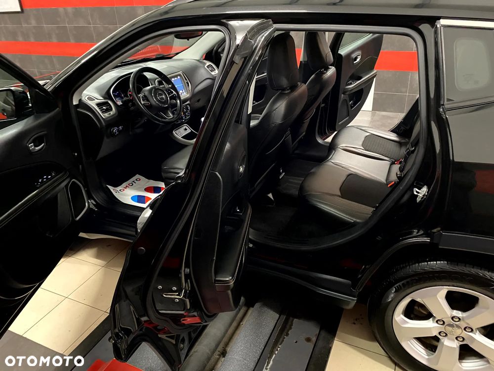 Jeep Compass 1.4 MultiAir Business Line - 19