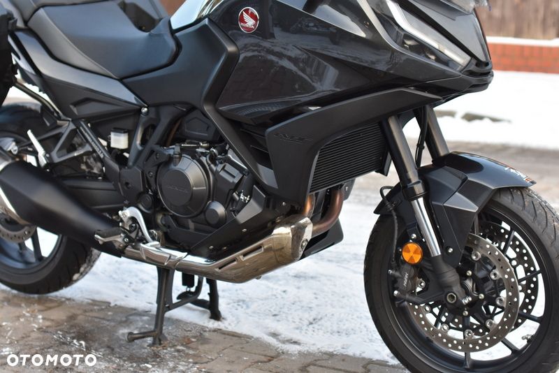 Honda NT - 6