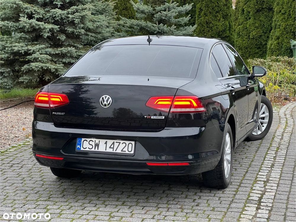 Volkswagen Passat 1.6 TDI SCR DSG - 8