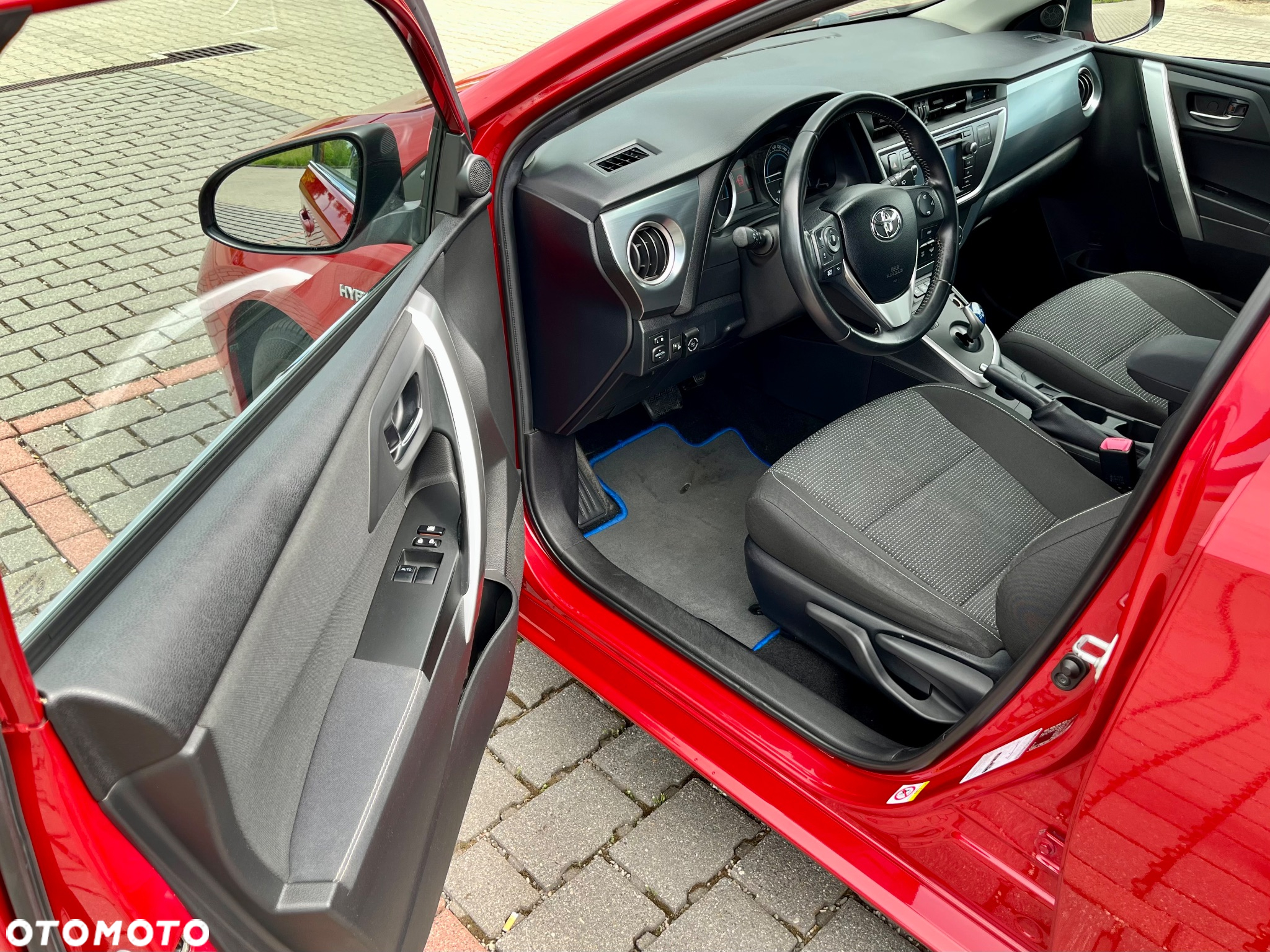 Toyota Auris 1.8 HSD Luna - 12