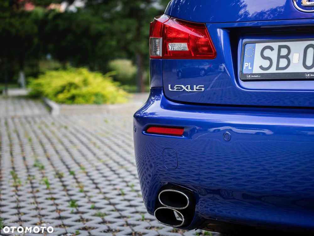 Lexus IS - 26