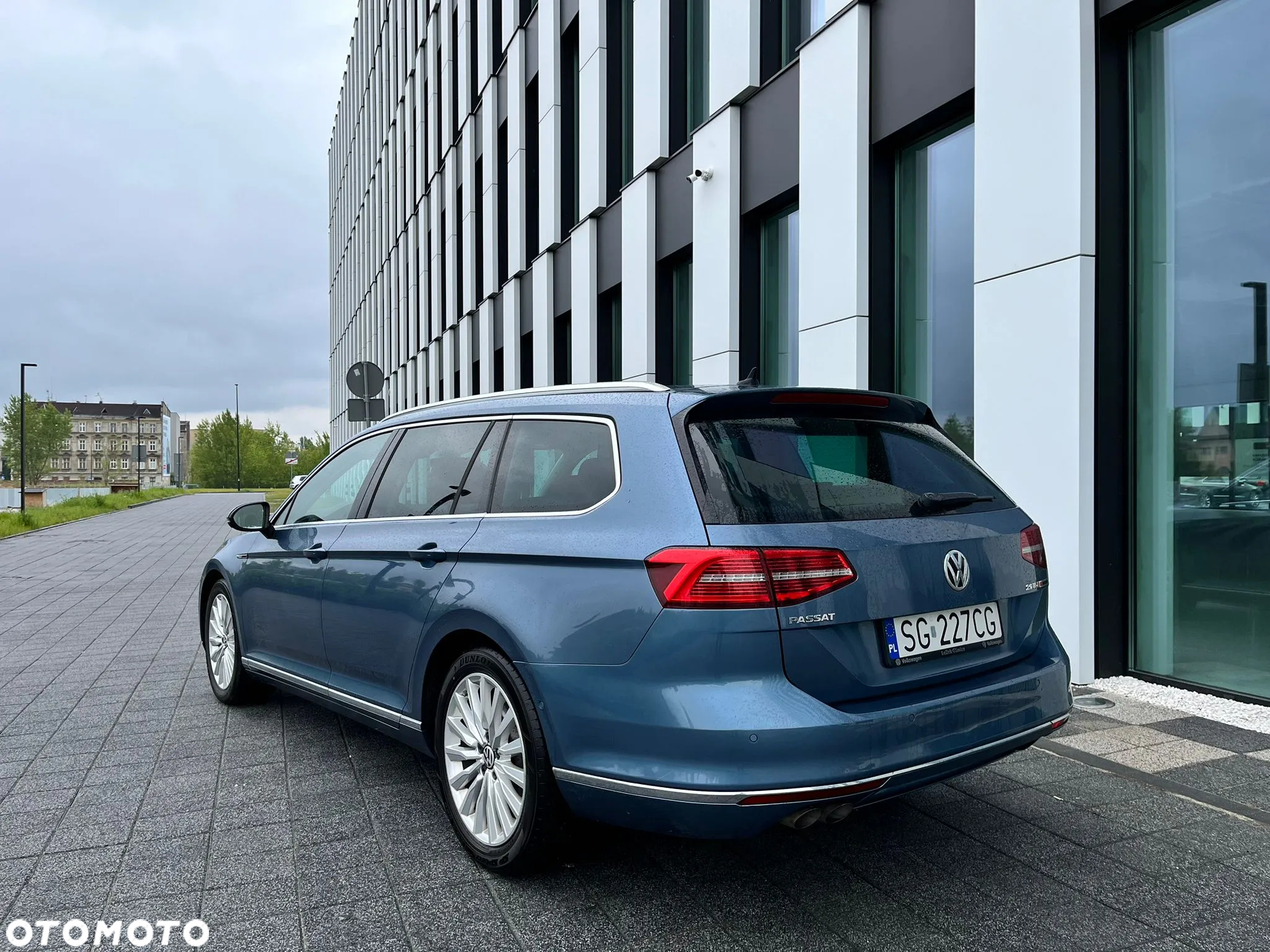 Volkswagen Passat 2.0 TDI BMT 4Mot Highline DSG - 15