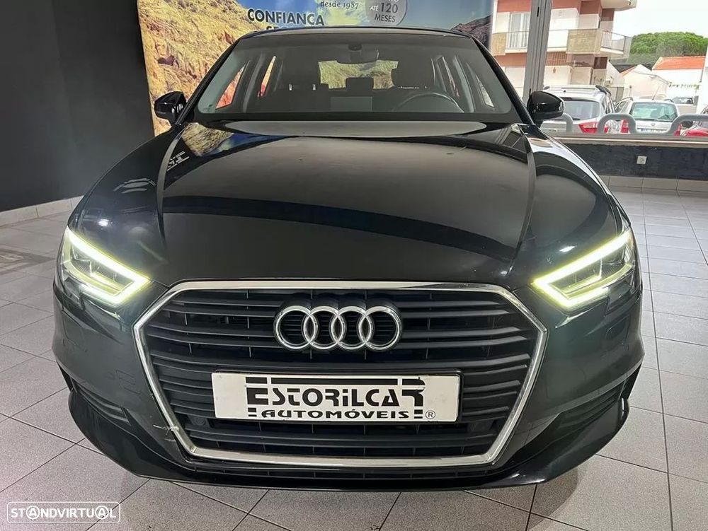 Audi A3 Sportback 30 TFSI Design - 6