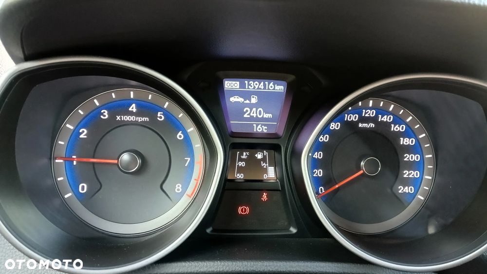 Hyundai i30 1.6 Comfort - 18