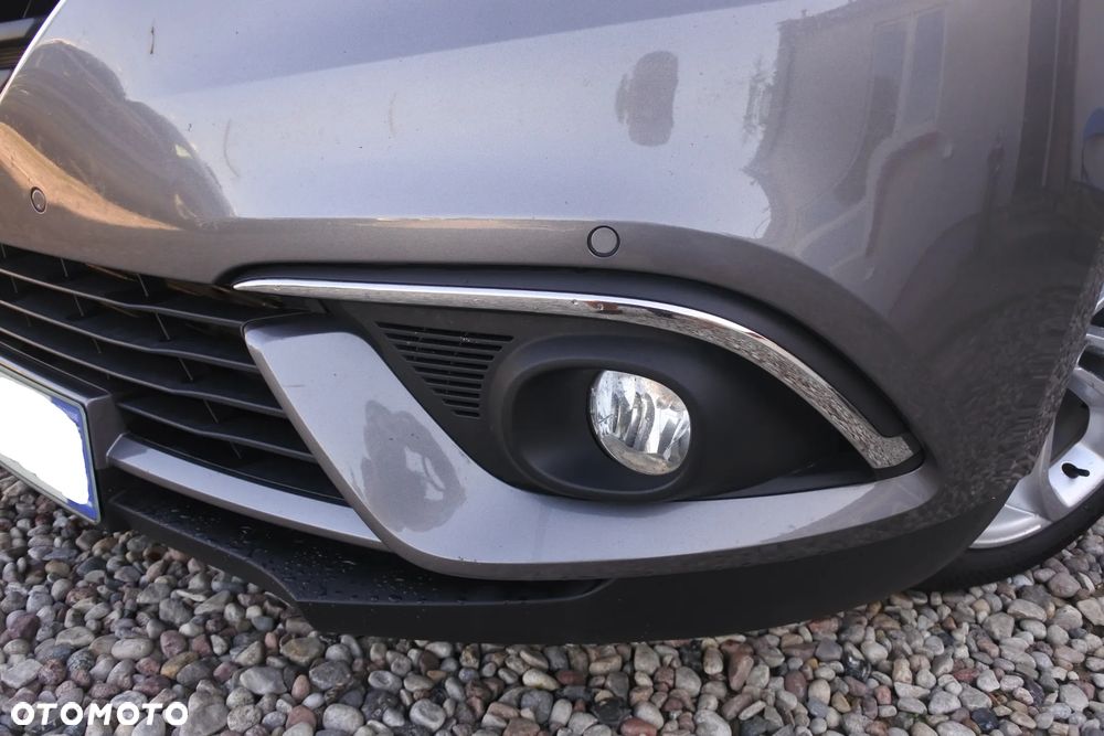 Renault Grand Scenic ENERGY TCe 140 LIMITED - 24