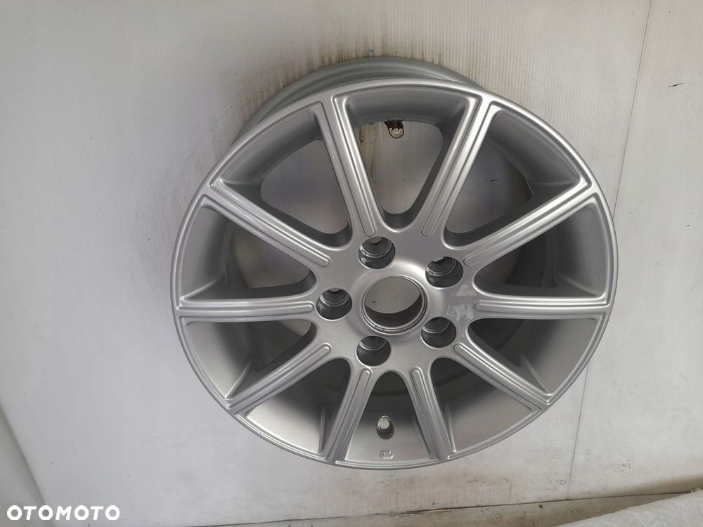 Felgi aluminiowe Renault OE 6.5 x 15 5x114.3 et43 - 2