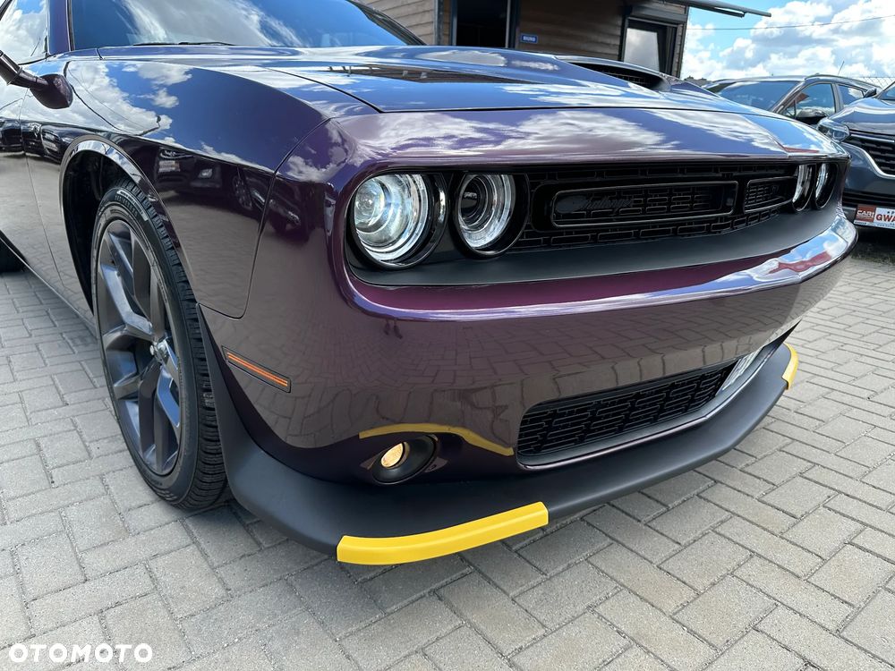 Dodge Challenger - 34