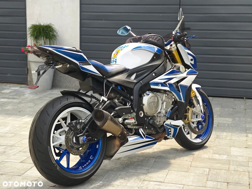 BMW S - 3