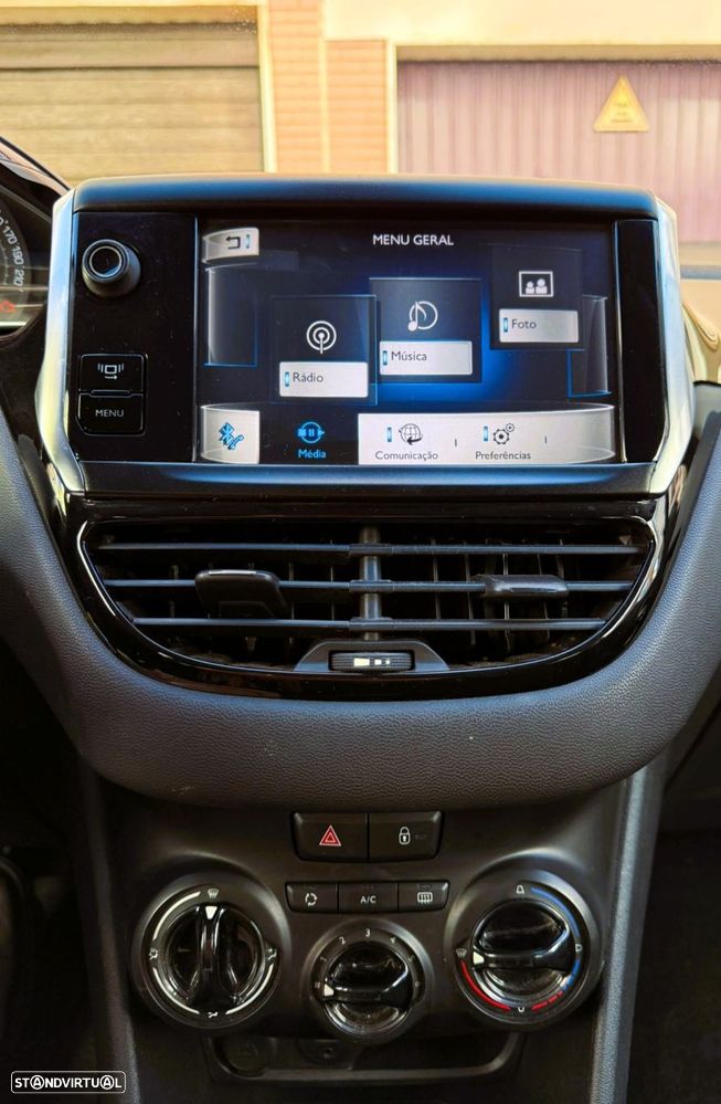 Peugeot 208 1.4 HDi Active - 15