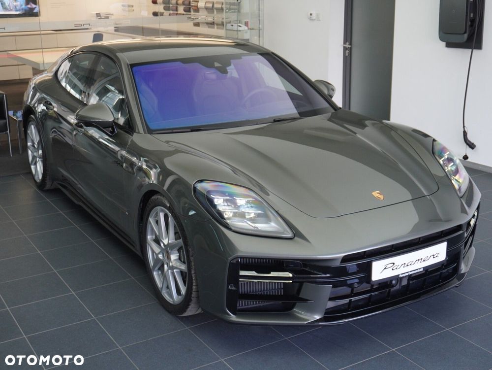 Porsche Panamera 4 E-Hybrid PHEV - 9