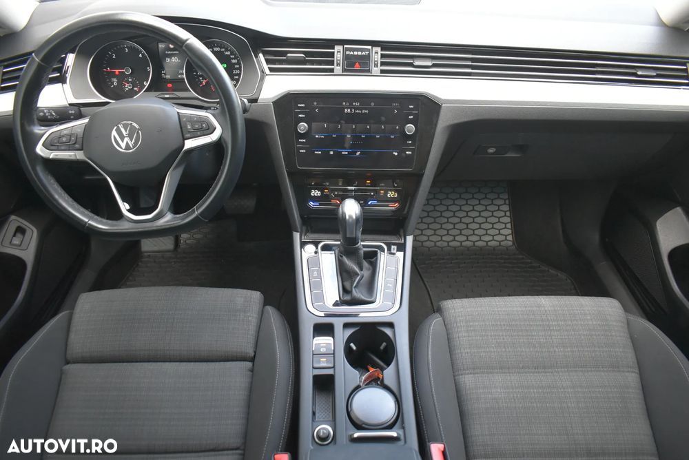 Volkswagen Passat 2.0 TDI DSG Comfortline - 15