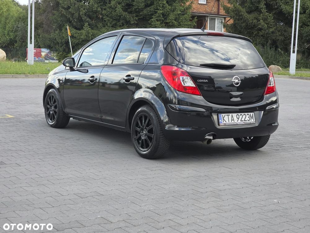 Opel Corsa 1.4 16V 150 Jahre - 3