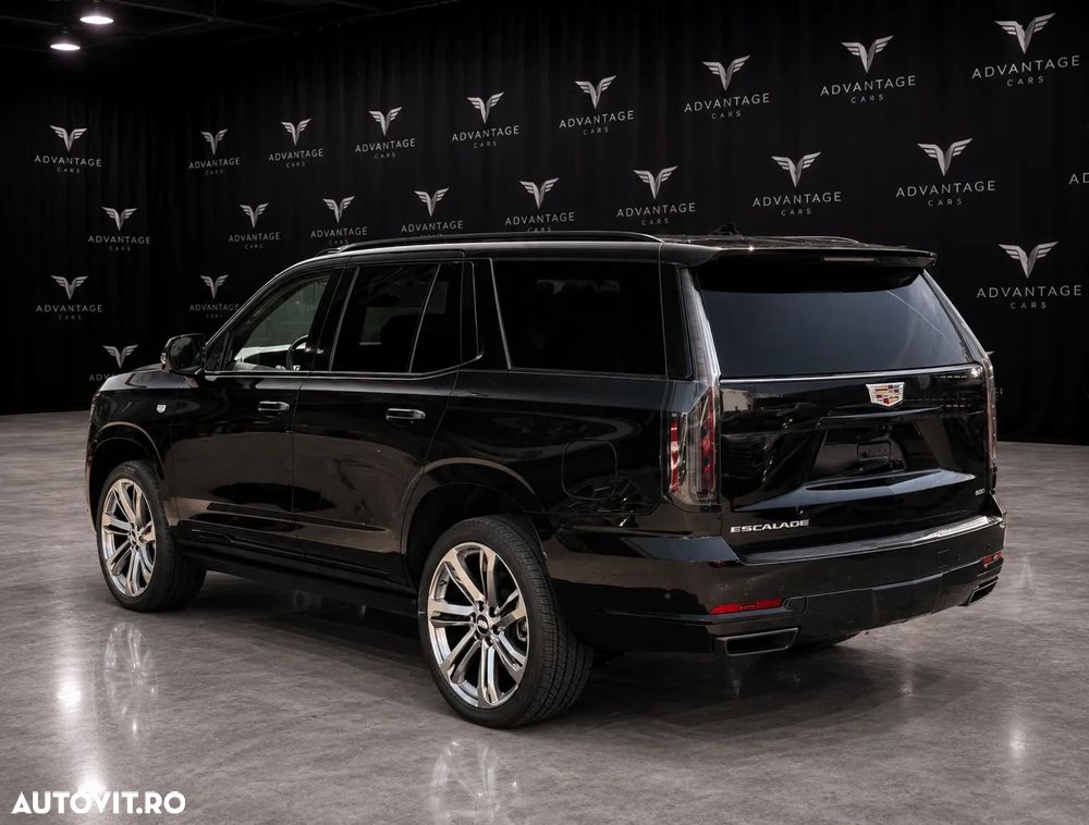 Cadillac Escalade - 5
