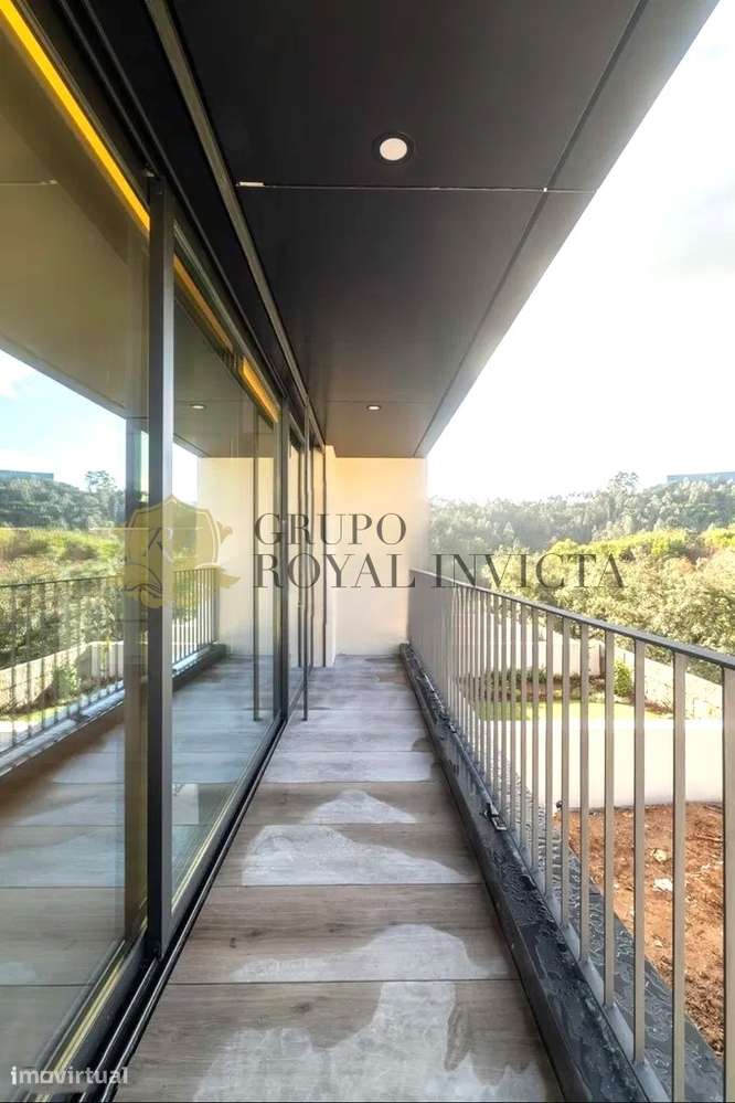 Moradia T3 de Luxo em São Pedro da Cova | Jardim, Terraço, 3 Suites e - Grande imagem: 5/41