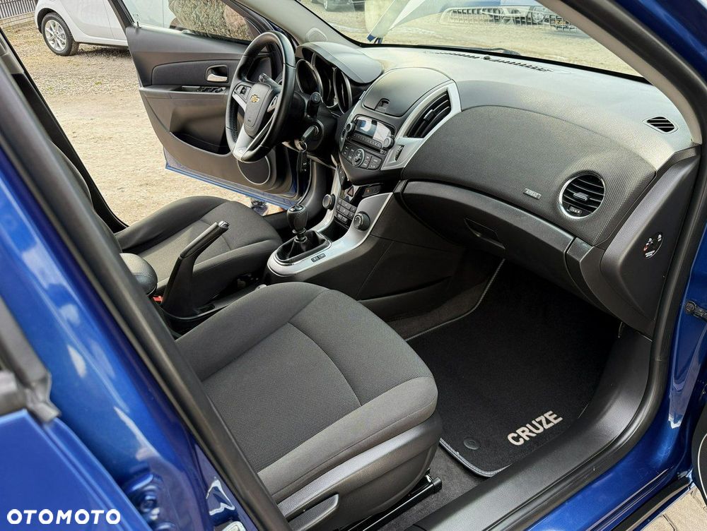 Chevrolet Cruze 1.4 LT - 22