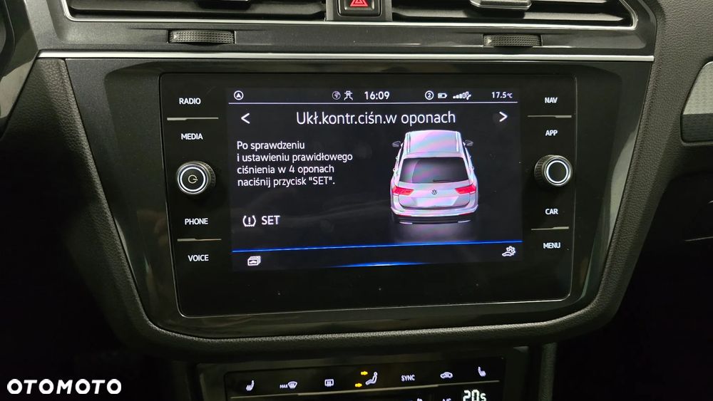 Volkswagen Tiguan 1.5 TSI EVO Elegance DSG - 30