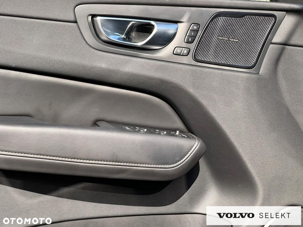 Volvo XC 60 - 21