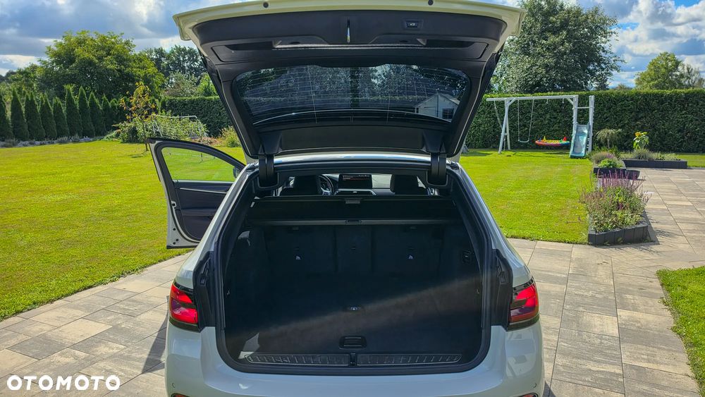 BMW Seria 5 520d MHEV Sport Line sport - 13