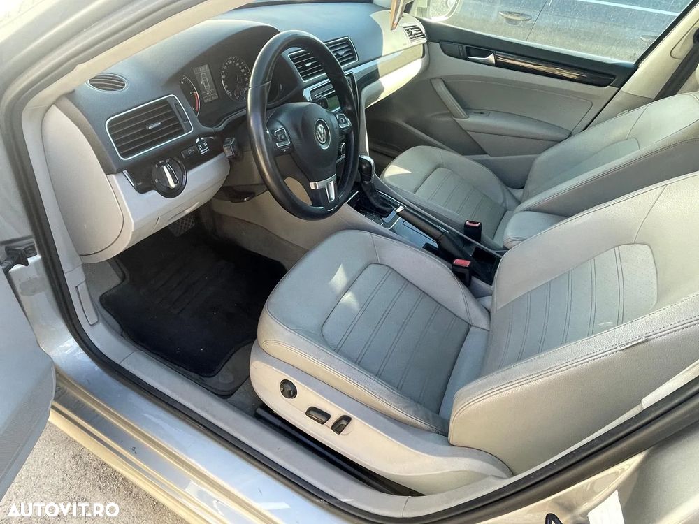 Volkswagen Passat - 6