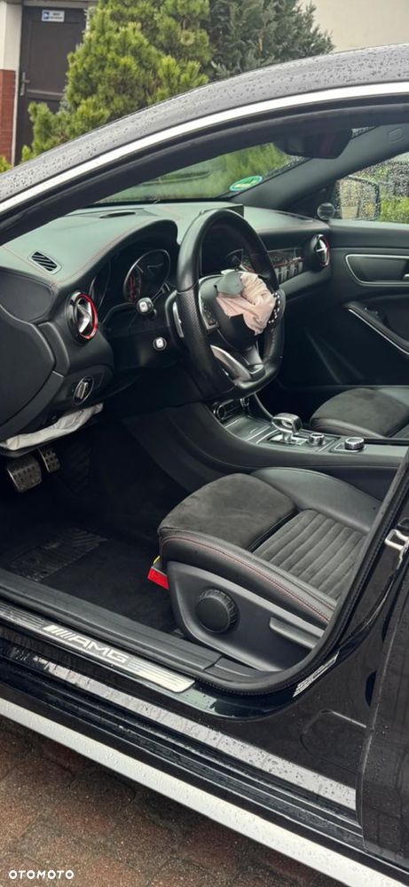 Mercedes-Benz CLA AMG 45 4Matic AMG Speedshift DCT 7G - 19