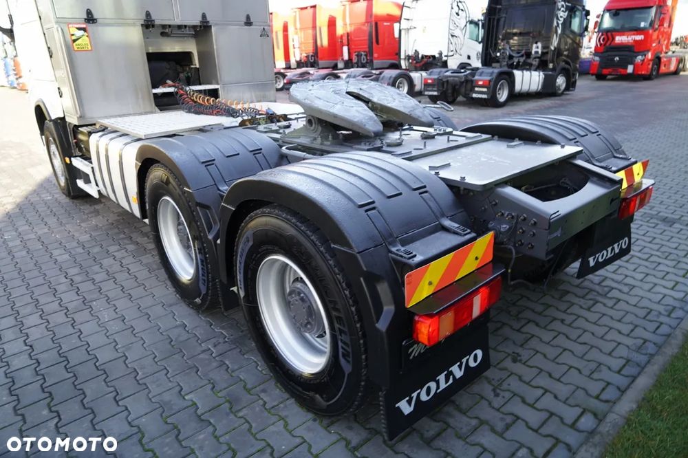Volvo FH 16 / 660 / 6x4 / DMC: 180.000 KG !! / RETARDER / EURO 6 / KLIMA POSTOJOWA / - 17