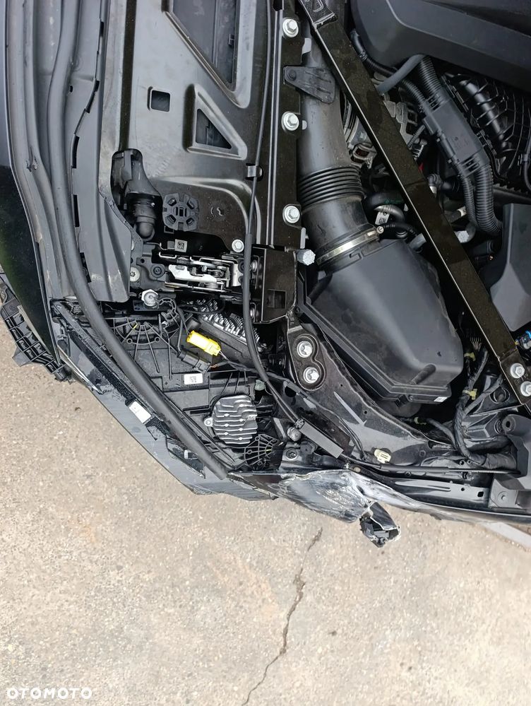 BMW M4 Competition M xDrive - 32