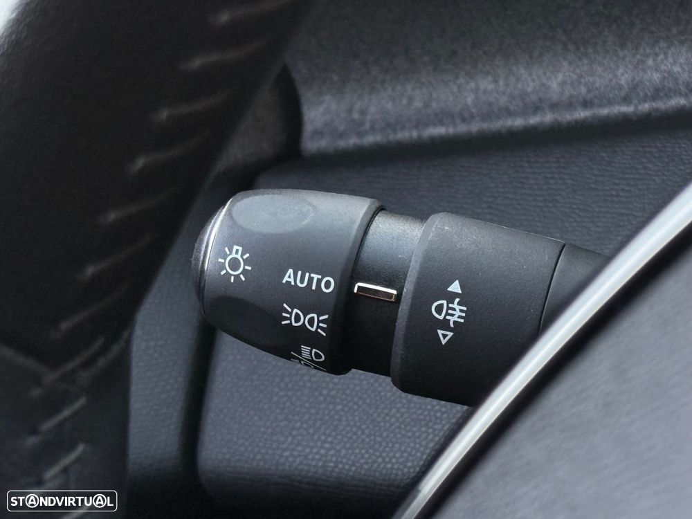 Peugeot 308 1.2 PureTech Allure Pack EAT8 - 12
