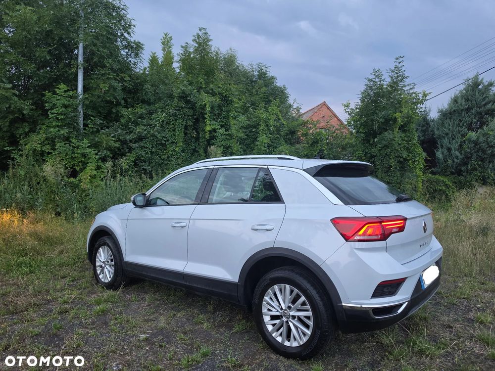 Volkswagen T-Roc - 11