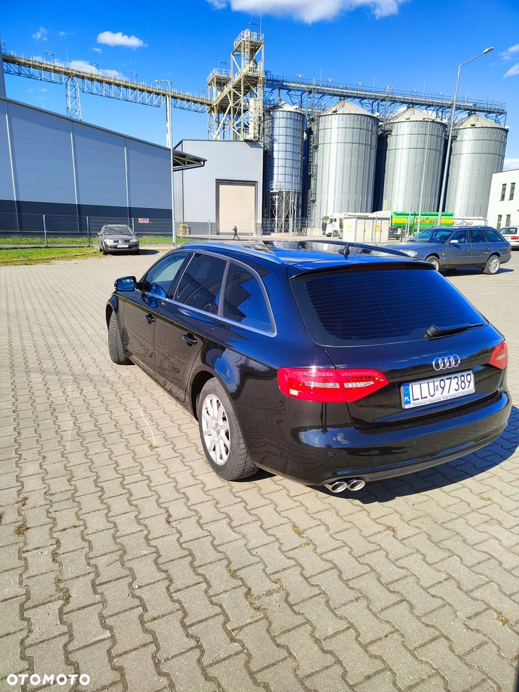Audi A4 Avant 2.0 TDI ultra - 4