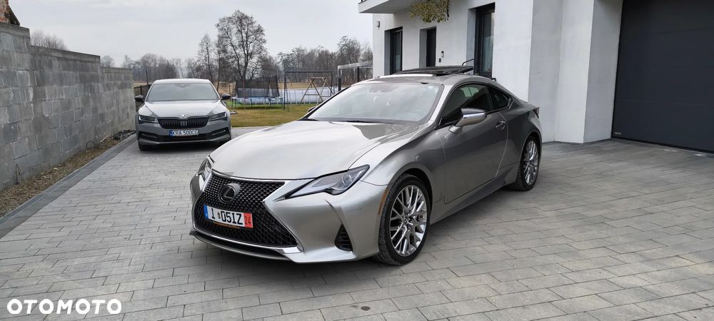 Lexus RC - 1