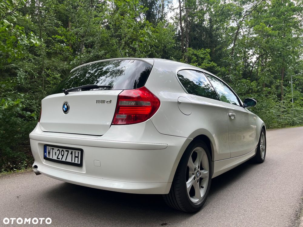 BMW Seria 1 118d DPF Edition Sport - 17