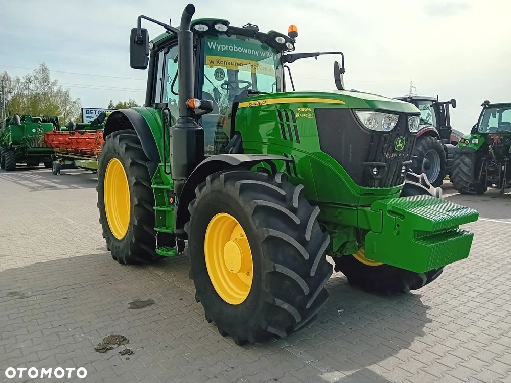 John Deere 6195M - 6