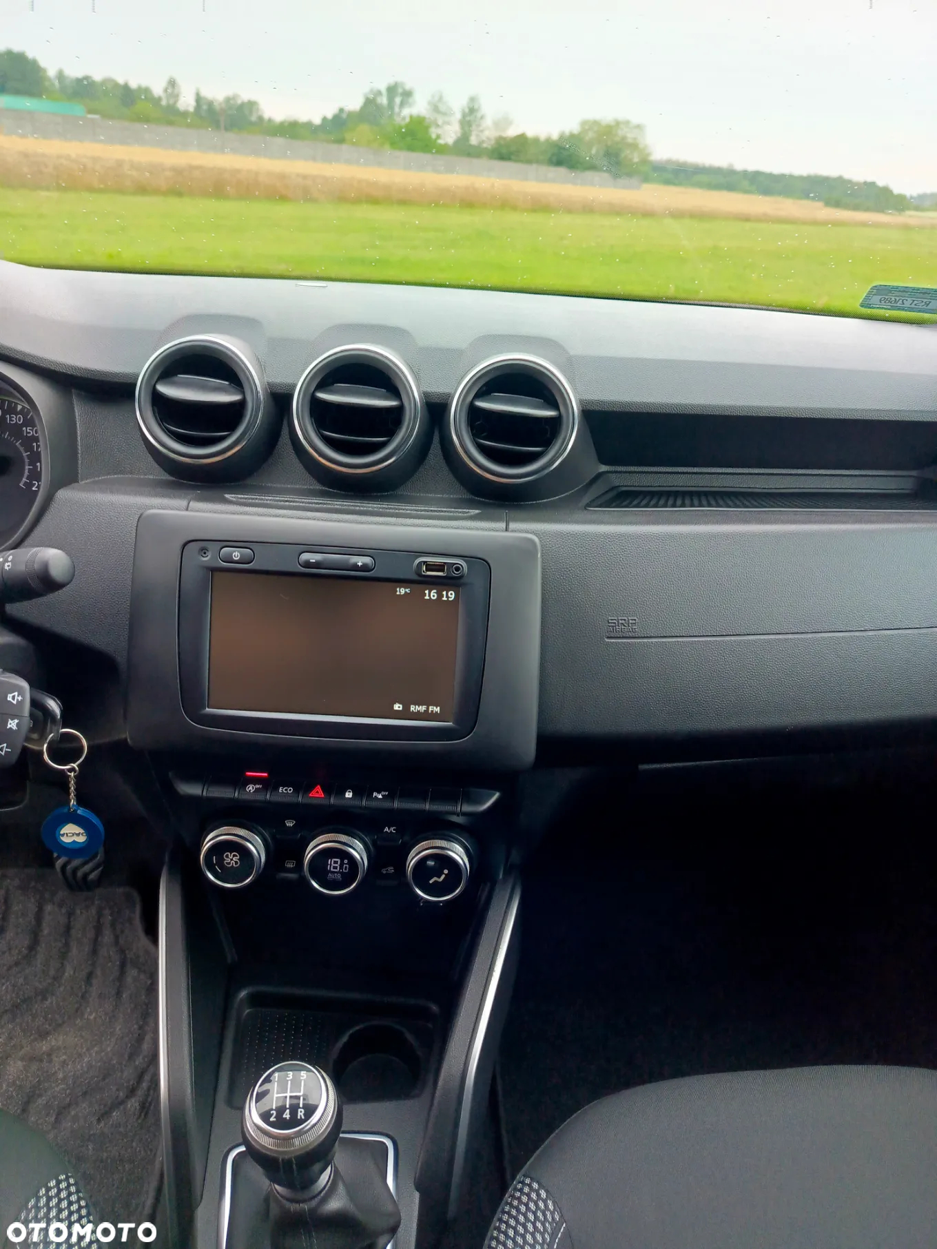 Dacia Duster 1.6 SCe S&S - 10