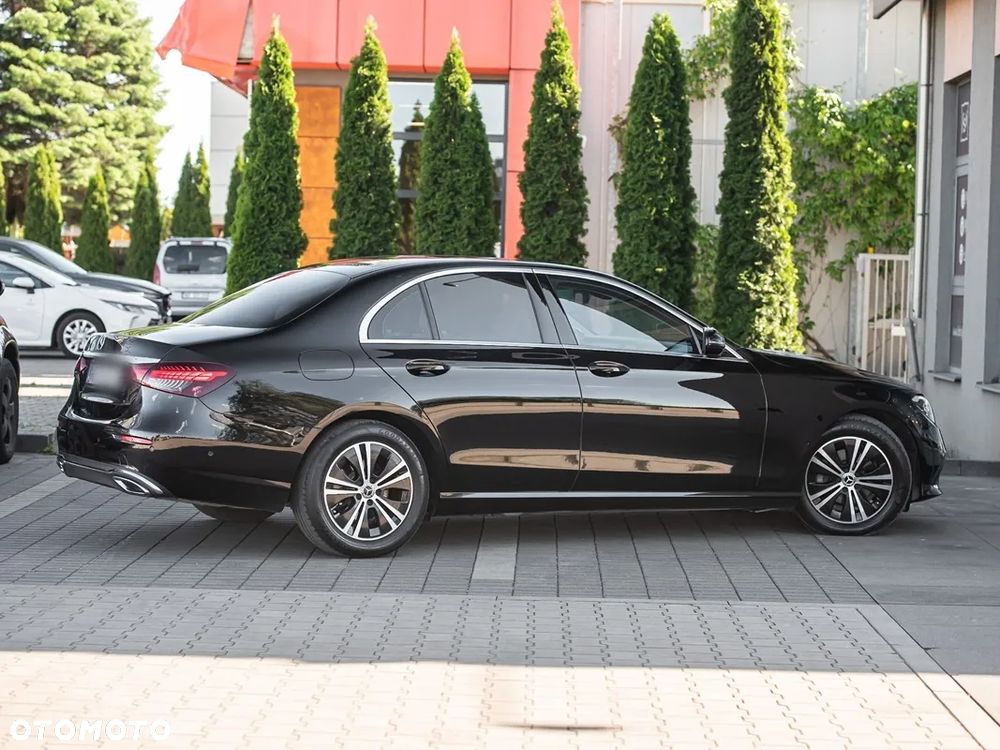 Mercedes-Benz Klasa E 220 d Business Edition 9G-TRONIC - 14