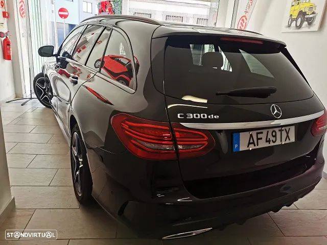 Mercedes-Benz C 300 de AMG Line - 5