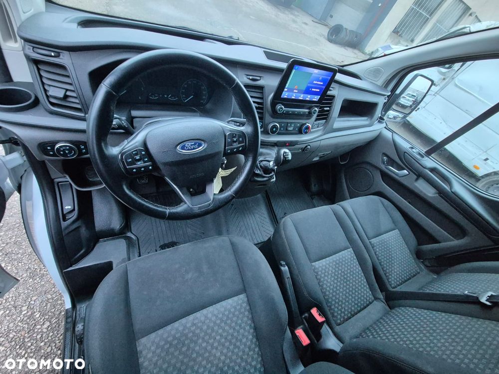 Ford TRANSIT CUSTOM 2.0 TDCI - 9