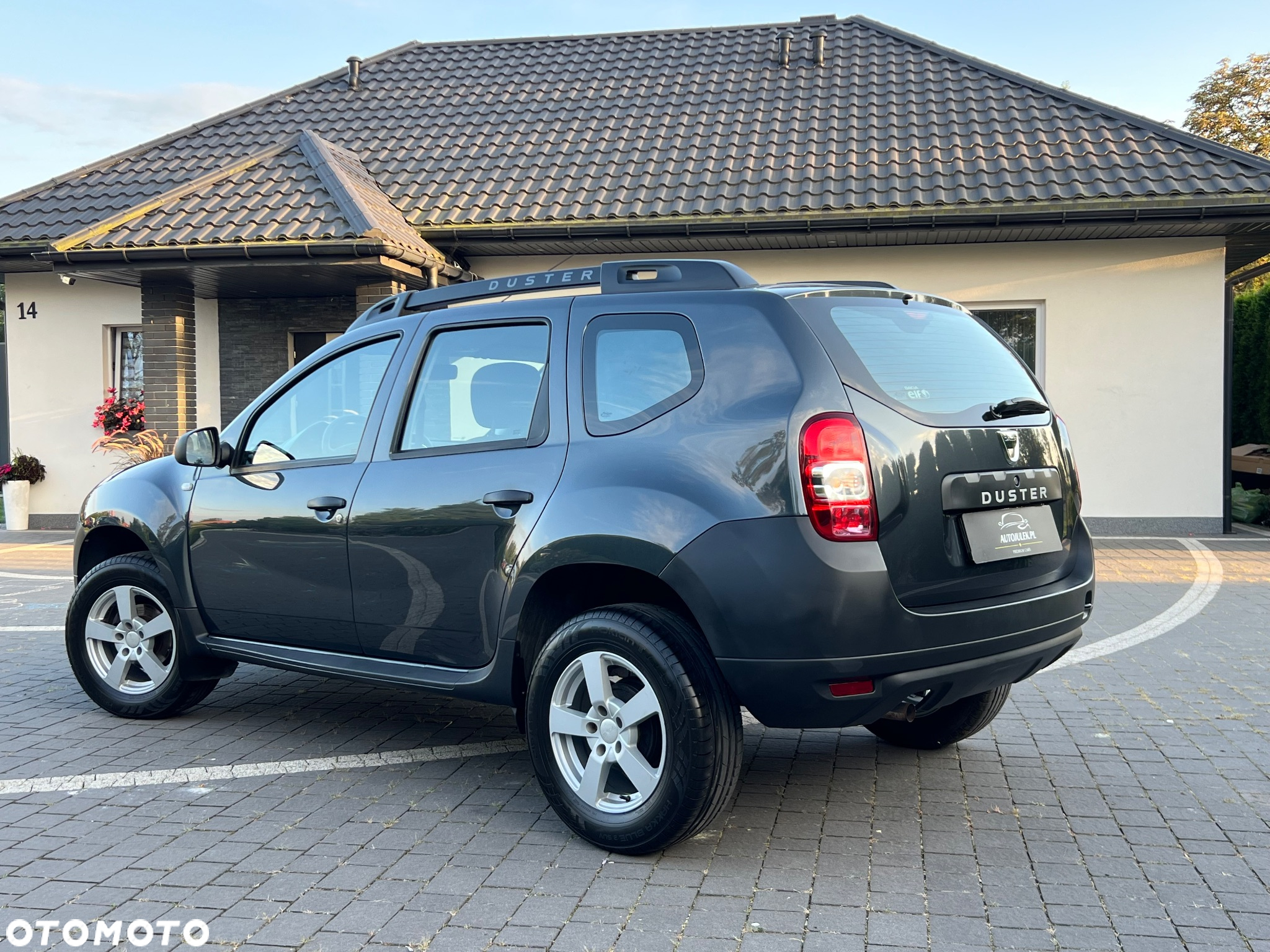 Dacia Duster 1.6 SCe Ambiance S&S - 12