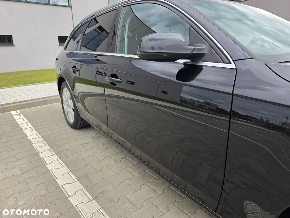 Audi A4 Avant 2.0 TDI - 11