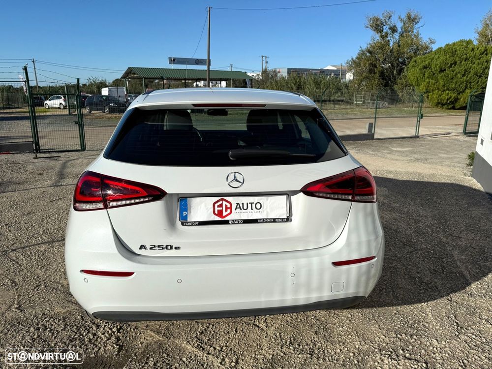 Mercedes-Benz A 250 e Style Plus - 8