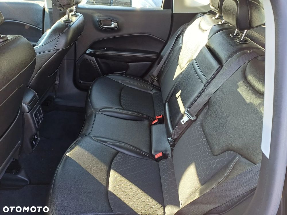 Jeep Compass 1.3 GSE T4 Automatik Longitude - 18