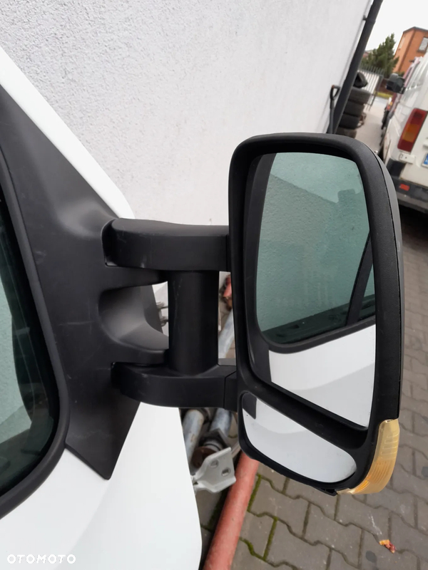 Lusterko prawe długie Renault Master III