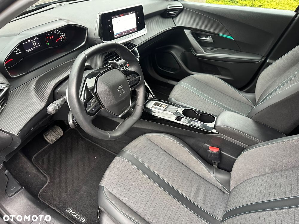 Peugeot 2008 PureTech 130 EAT8 Allure Pack - 23